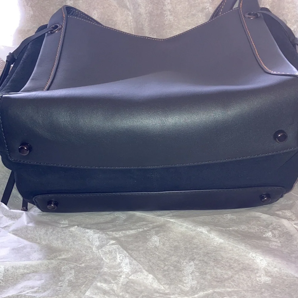 Coach Harmony Hobo - Picture 7 of 17